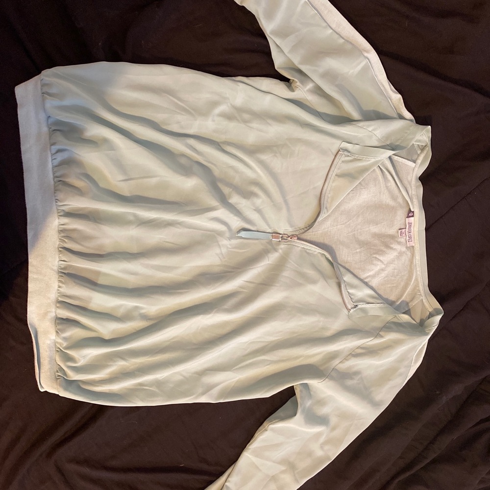 Jennifer Lopez women’s top size medium